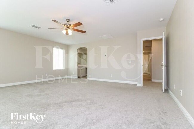 Building Photo - 11460 S Orion Dr