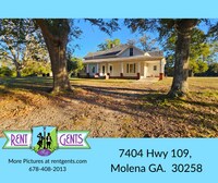 Building Photo - Enjoy a piece of history in this Vintage F...