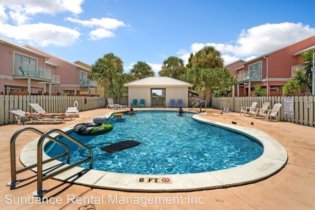 Building Photo - 2 br, 2.5 bath House - 450 S. Geronimo Str...