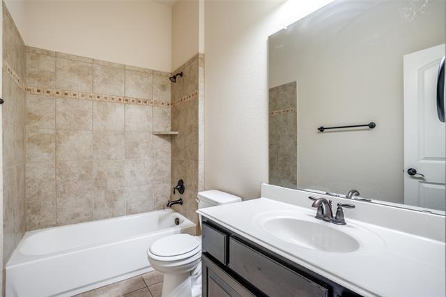 Building Photo - 3303 Robin Trl