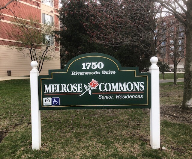 Building Photo - 1750 Riverwoods Dr