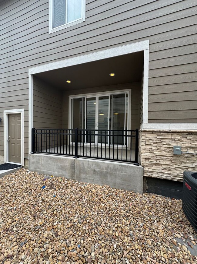 Building Photo - Newly Built Duplex Townhome Available in A...