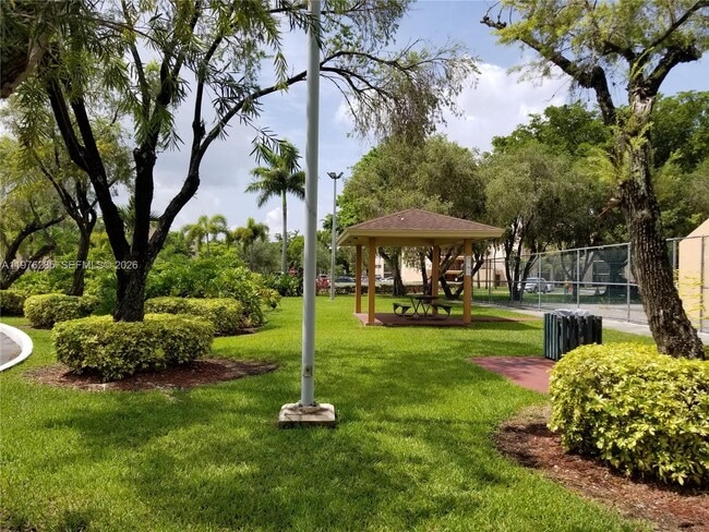 Building Photo - 8650 SW 133rd Avenue Rd