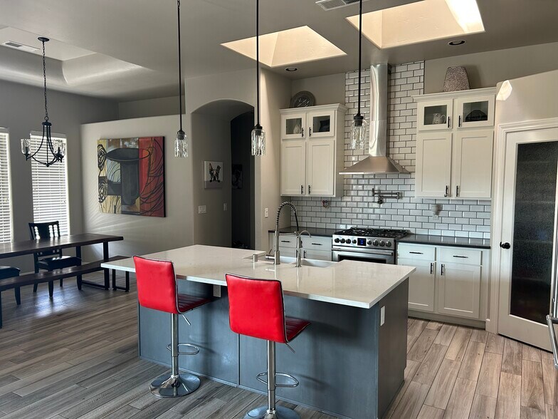 Building Photo - 518 San Simon Dr