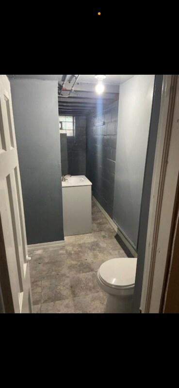 Building Photo - 17100 Maple Heights Blvd