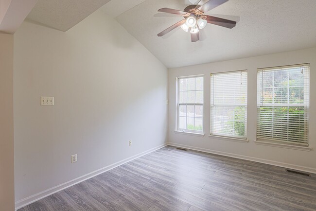 Building Photo - 4907 Bristle Cone Cir