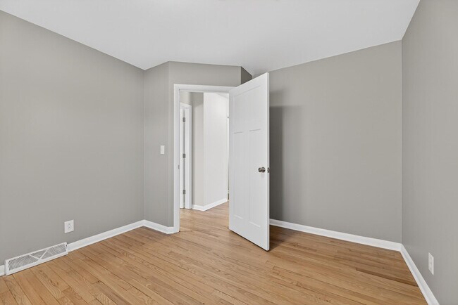 Building Photo - 11817 W North Ave