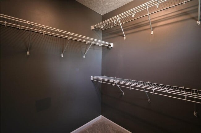 Building Photo - 6215 Smoke Ridge Ln