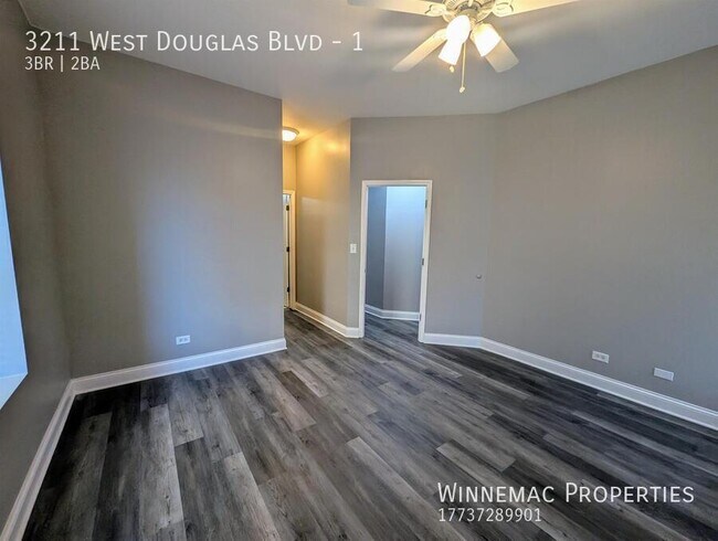 Building Photo - 3211 W Douglas Blvd