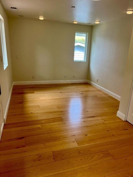 Building Photo - 445 Purisima Way