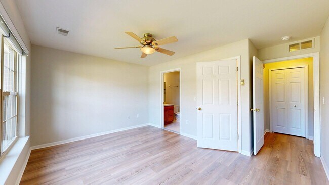 Building Photo - 1376 Addington Ln