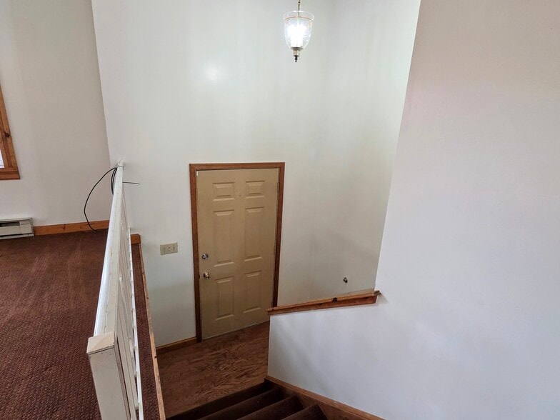 Building Photo - 909 Hannah Dr