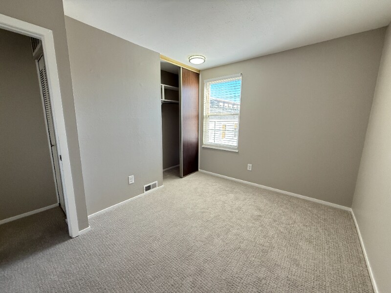 Building Photo - 1111 Maxwell Ave