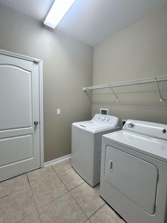 Building Photo - 15247 Montesino Dr