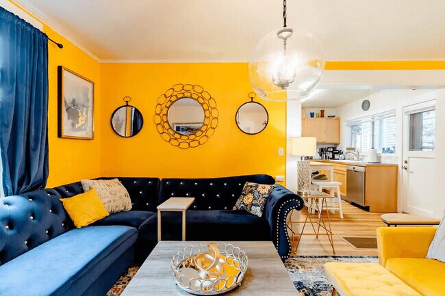 Building Photo - 756 N 76th St