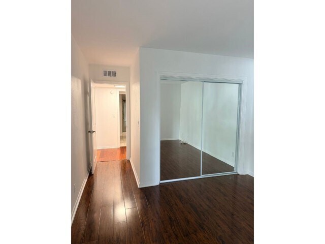 Building Photo - 15344 Weddington St