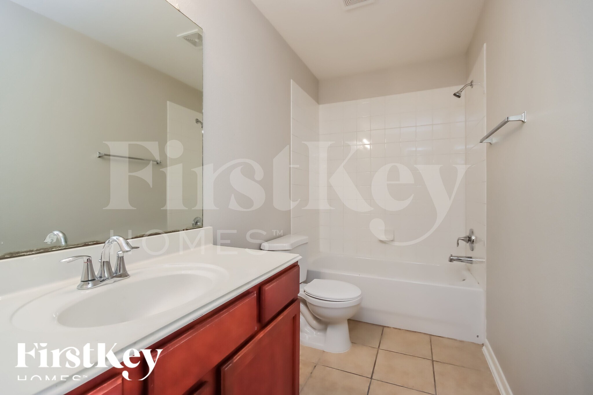 Building Photo - 16426 Rudder Dr