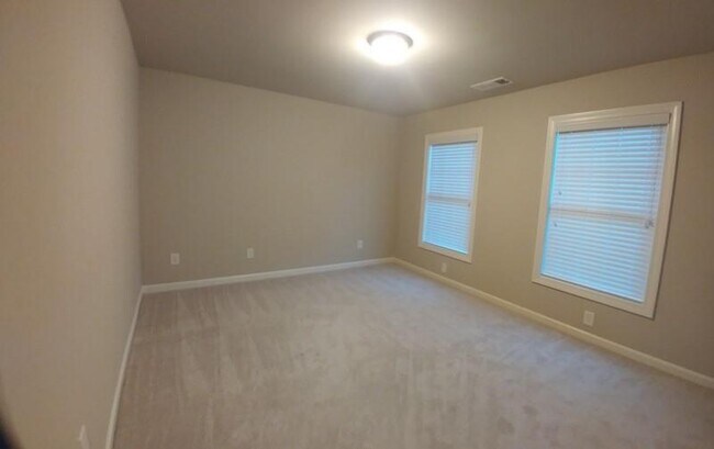 Building Photo - 4286 Baverton Dr