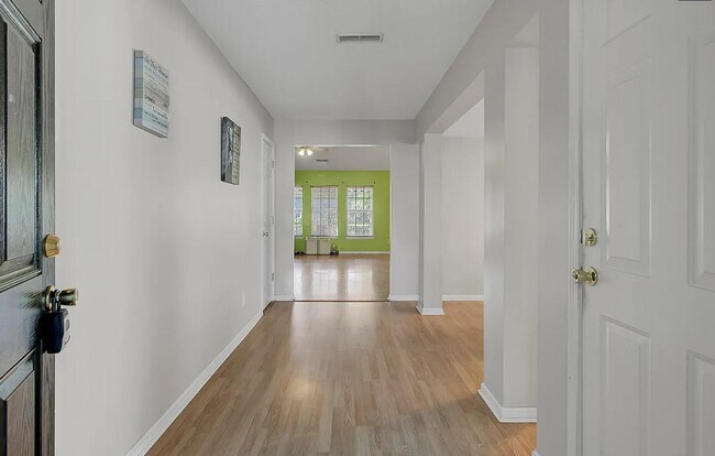 Building Photo - 5225 Copley Cir
