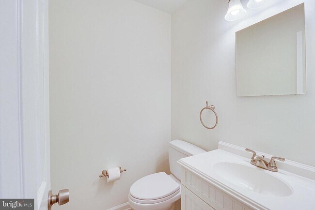 Building Photo - 4809 Tabard Pl