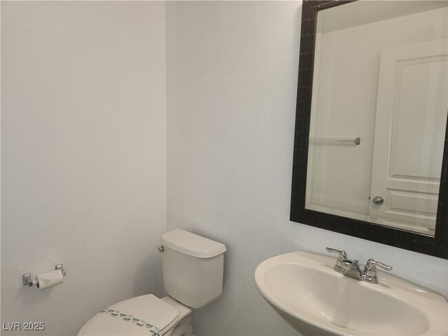 Building Photo - 3080 Paladi Ave