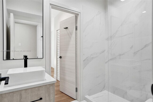 Building Photo - 21382 Marina Cove Cir
