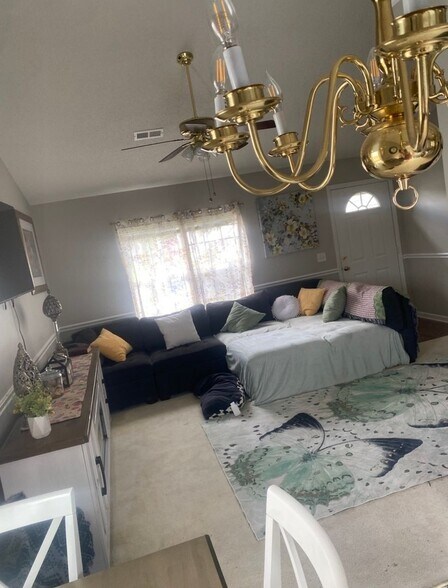 Building Photo - 2459 Shadow Valley Rd