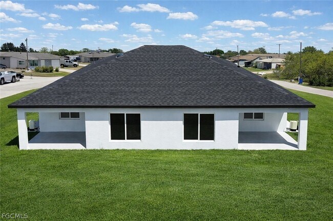 Building Photo - 4529-4531-4529 18th St SW