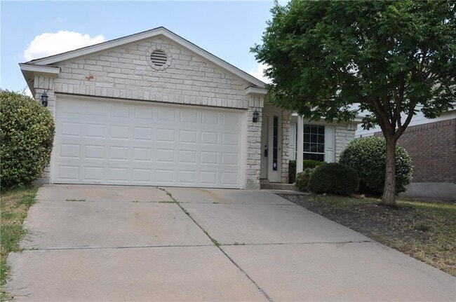 Building Photo - 10625 Royal Tara Cove