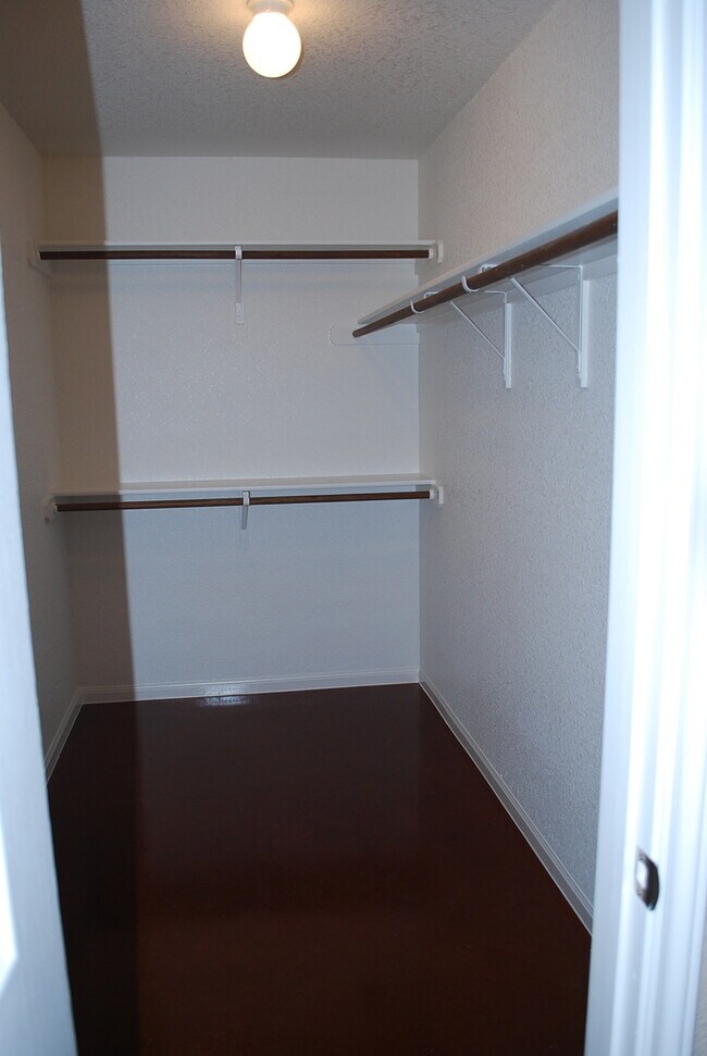 Building Photo - 1514 Dakota Trce