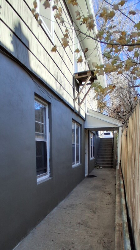 Building Photo - 404.5 S Kimball St