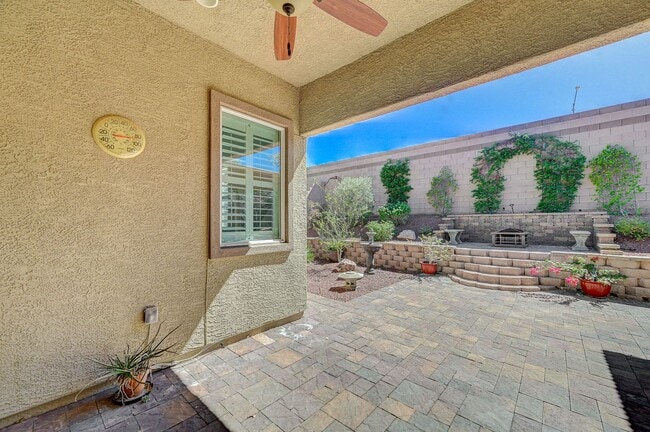 Building Photo - Luxury Single Story 3 Bedroom!