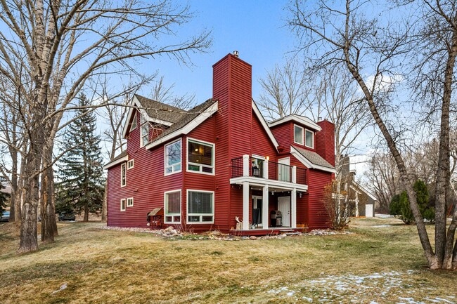 Building Photo - 034999 HWY 6Unit: M 202-Unit: M 202