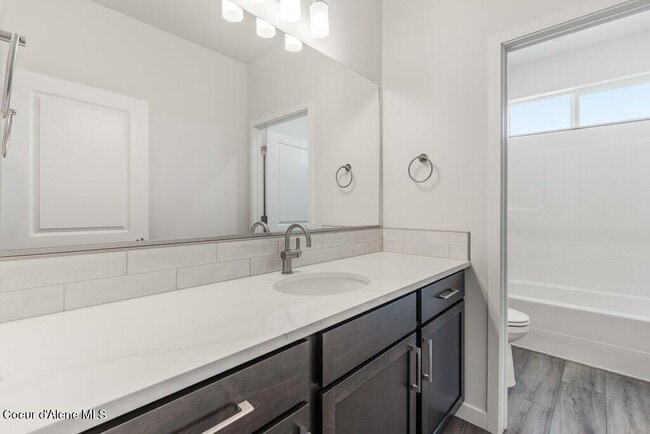 Building Photo - 3360 N Segar Loop