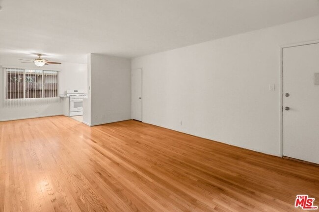 Building Photo - 11660 Chenault St