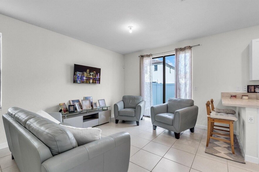 Building Photo - 11101 W 33rd Ct