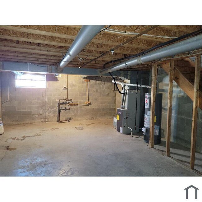 Building Photo - 3 Bedroom New Townhouse