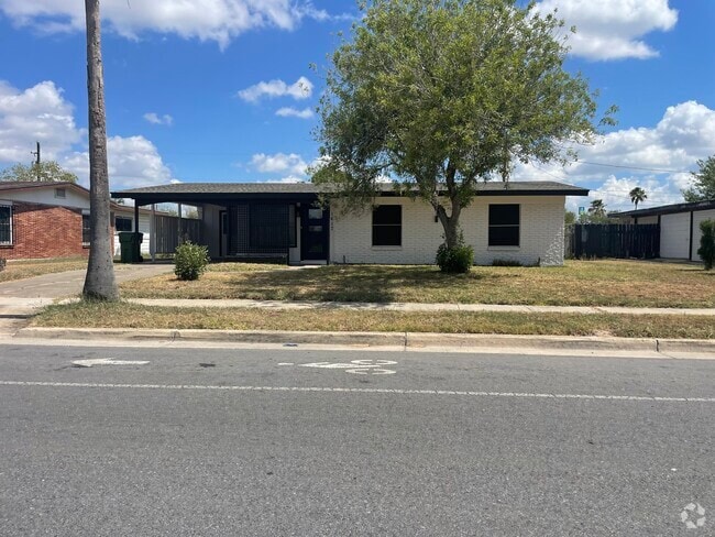 Building Photo - 1617 E Los Ebanos Blvd