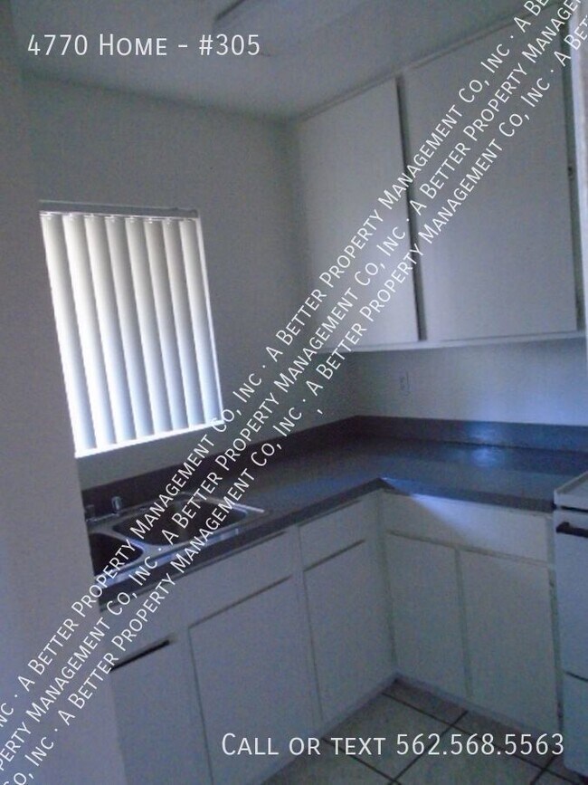 Building Photo - 4770 Home-#305