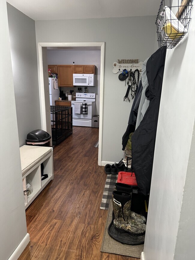 Building Photo - 15 LLC-65 Sailly Avenue