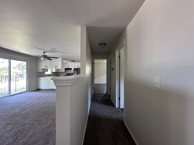 Building Photo - 2746 Nicolet Dr