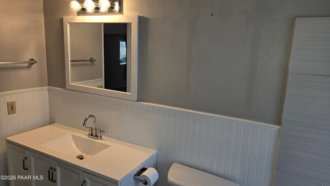 Building Photo - 10330 Manzanita Trail