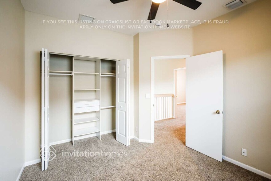 Building Photo - 1145 E Magnolia Cir