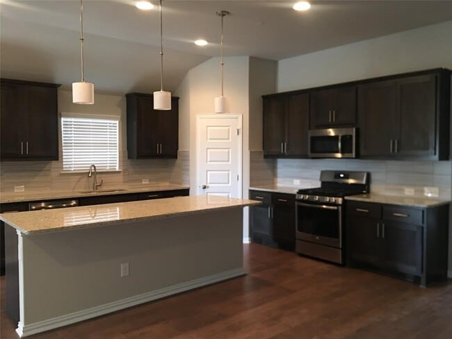 Building Photo - 2917 Diego Dr