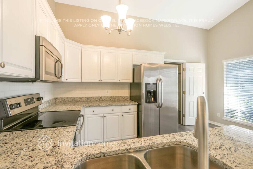 Building Photo - 8234 Riverboat Dr