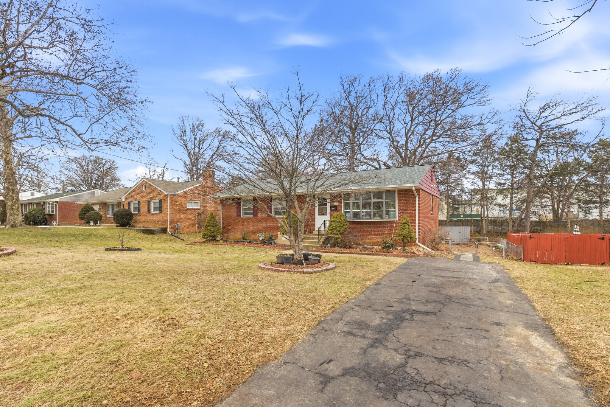 Building Photo - 7109 Layton Dr