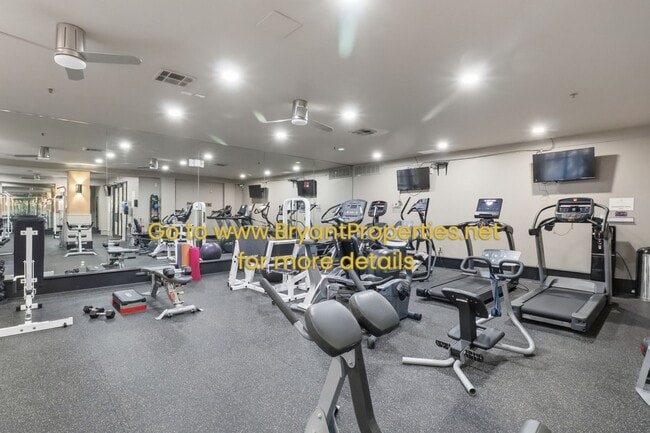 Building Photo - Bristol On Broadway Nashville