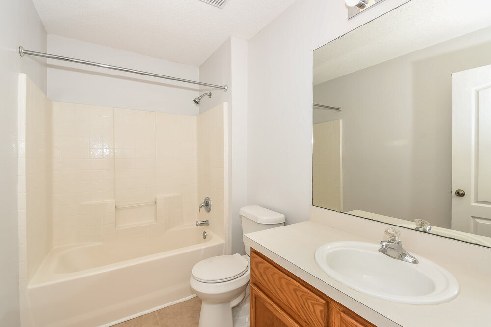 Building Photo - 14139 Crestwick Dr W