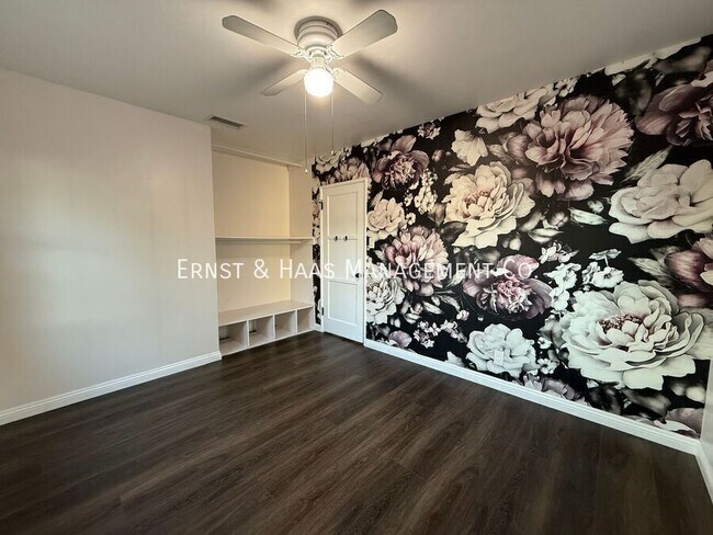 Building Photo - 1120 East E Street