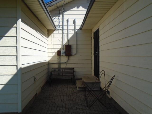 Building Photo - 2701 S 23rd St